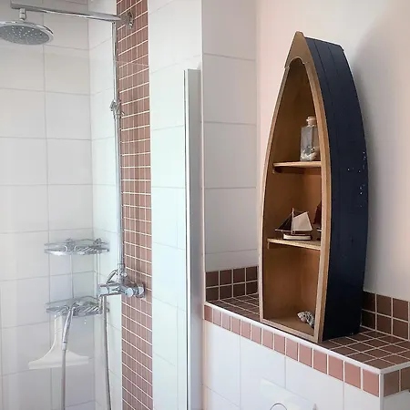 Ruhige Maisonette-wohnung Mit Blick Ueber 
