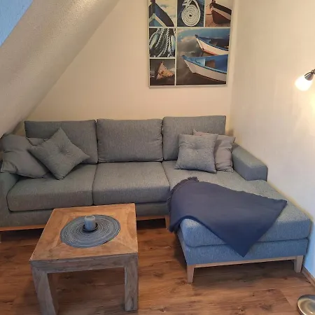 Ruhige Maisonette-wohnung Mit Blick über Kleines Himmelreich *