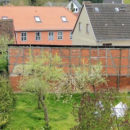 Ruhige Maisonette-wohnung Mit Blick über Kleines Himmelreich