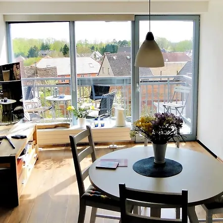 Ruhige Maisonette-wohnung Mit Blick Ueber 