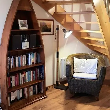 Ruhige Maisonette-wohnung Mit Blick Ueber 